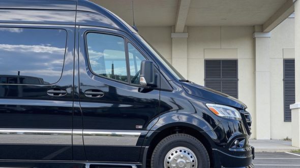 12 passenger sprinter van