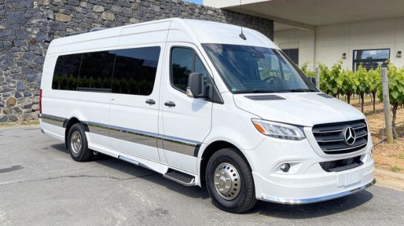 daytona beach corporate sprinter van service
